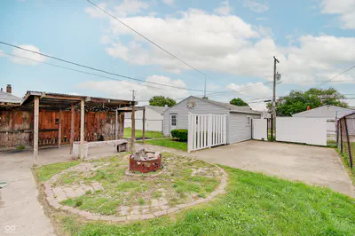 73 3rd Avenue, Beech Grove - 31