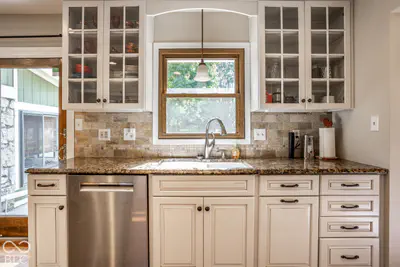 531 Village Drive, Carmel - 14