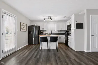 7849 Ithaca Way, Indianapolis - 19