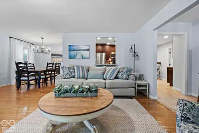 9110 Waymen Drive, Indianapolis - 9