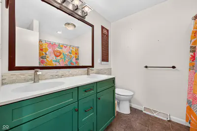 3783 North Wood Lake Drive, Columbus - 27
