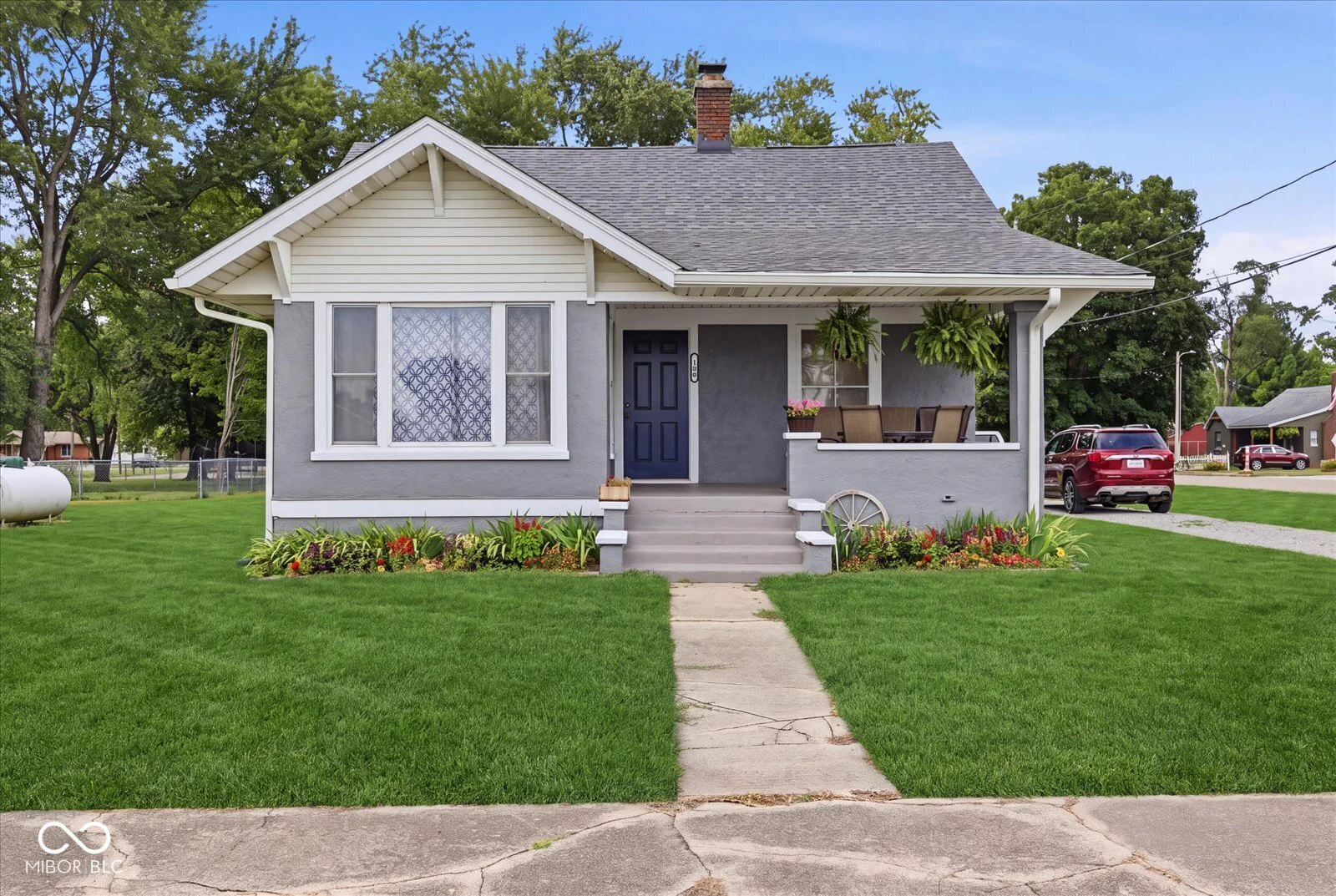 102 Main Street, Fairland