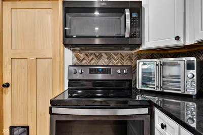 2663 Forest Drive, Columbus - 9