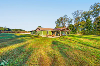 7853 County Road 1200, Seymour - 47