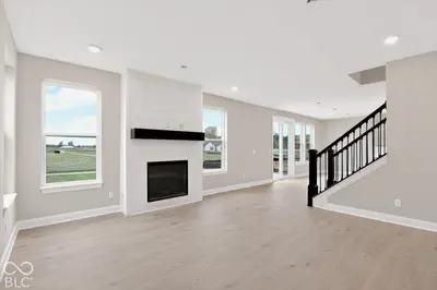 19236 Jacoby Boulevard, Westfield - 16