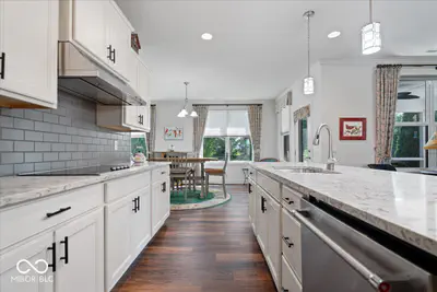 16127 Loire Valley Drive, Fishers - 10