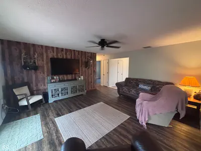 1023 Pamela Drive, Plainfield - 4