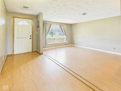 168 Benton Street, Alexandria - 11