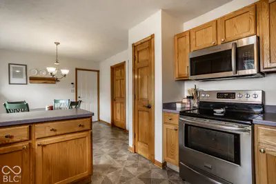 8316 Hunters Meadow Way, Indianapolis - 11
