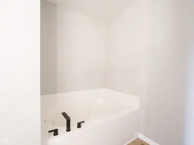 7204 Kidwell Drive, Indianapolis - 40