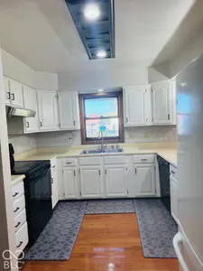 3960 Pineview Lane, Greenwood - 11