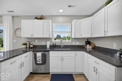 4457 Delray Court, Westfield - 11