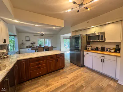 8923 Woodacre Lane, Indianapolis - 21