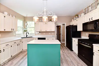 10634 Tarragon Court, Fishers - 9