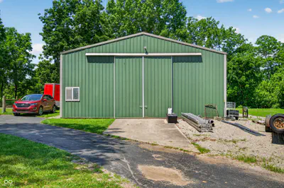 6876 W 300 S, Morgantown - 72