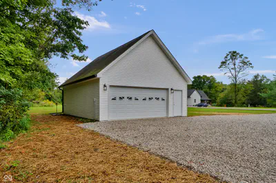 6850 Base Road, North Vernon - 49