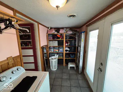 112 Vine Street, Gas City - 13