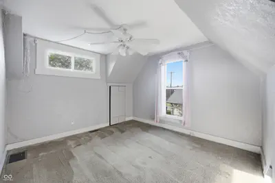 206 Broadway Street, Pendleton - 44