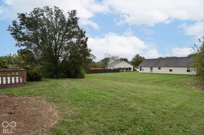 7575 Monterey Circle, Avon - 33