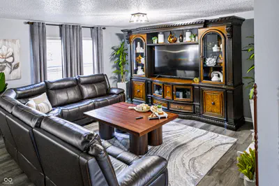 10934 Cyrus Drive, Indianapolis - 12