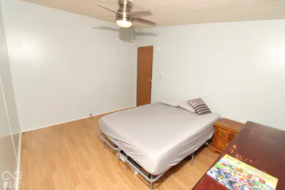 1704 Country Manor W, North Vernon - 12