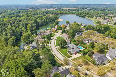 5600 Treeline Drive, Columbus - 55
