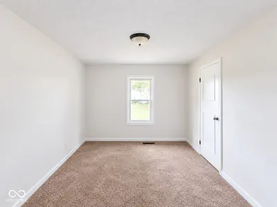 9477 700, Indianapolis - 18