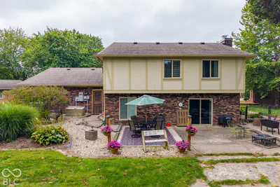 261 Oakwood, Greenwood - 7