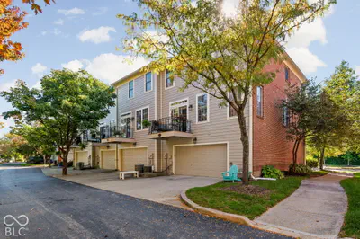 447 Autumn Drive, Carmel - 33