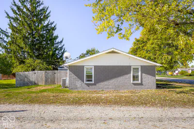 819 Washington Street, Hope - 30