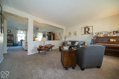 3769 Tartan Trail, Whitestown - 4