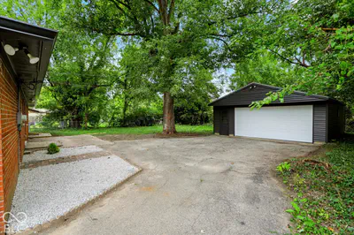 5819 Victoria Drive, Indianapolis - 37