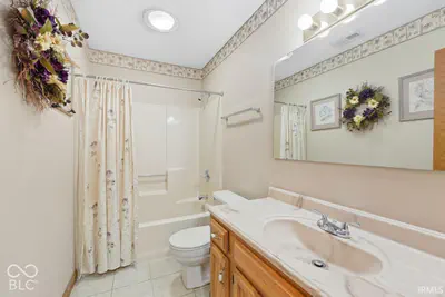 3713 N Lakeside Drive, Muncie - 31