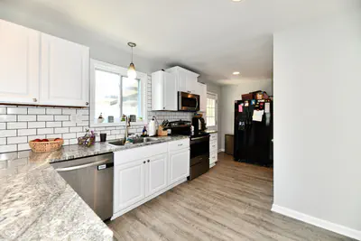 930 N Eaton Avenue, Indianapolis - 21
