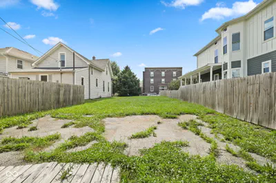 215 Arsenal Avenue, Indianapolis - 53