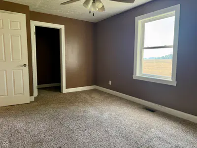 3905 900, Thorntown - 16
