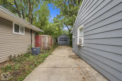 2436 Asbury Street, Indianapolis - 29