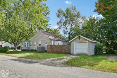1330 Berwick Avenue, Indianapolis - 24