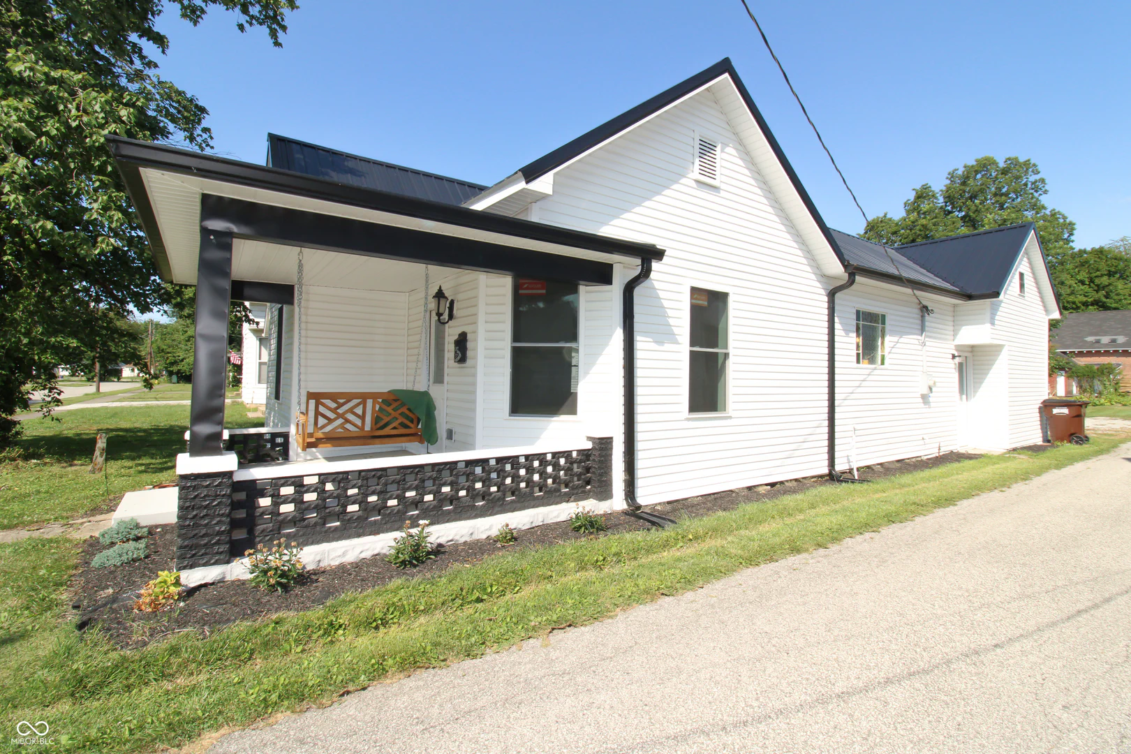 30 College Street, North Vernon