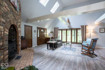 1744 1000, Fountaintown - 6