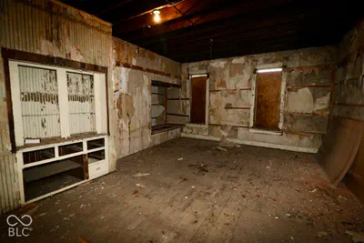 118 & 122 E Washington Street, New Richmond - 17