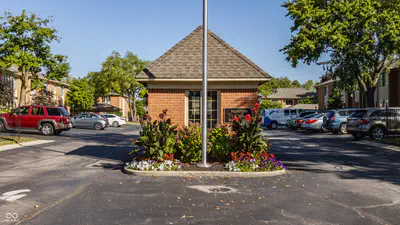 586 Hunters Drive, Carmel - 5