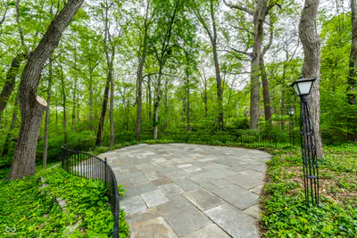 402 Kessler Boulevard West Drive, Indianapolis - 8