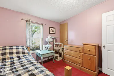 411 4th Street, Sheridan - 18