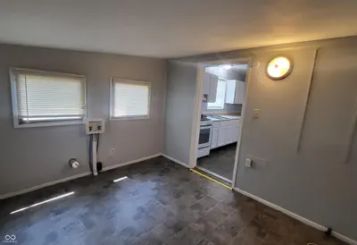 1527 N Chester Avenue, Indianapolis - 9