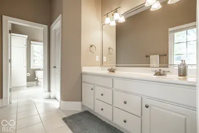 3404 Walnut Creek Court, Carmel - 47