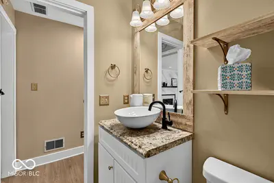 5924 Highgate Circle E, Indianapolis - 21