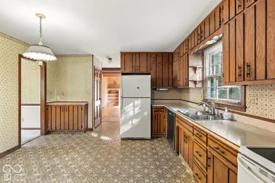 503 Sudbury Court, Indianapolis - 12