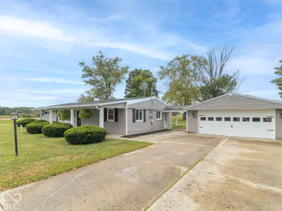 8846 Dorsey Court, Knightstown - 2
