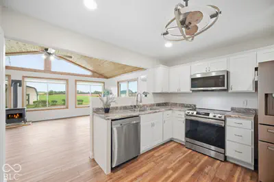 2608 Maple Drive, New Castle - 12